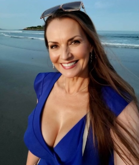 EliteSinglesIreland member — professional woman